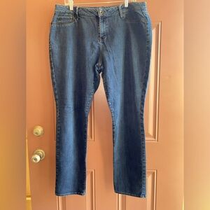Sonoma Jeans Size 16 Slim Straight Mid Rise